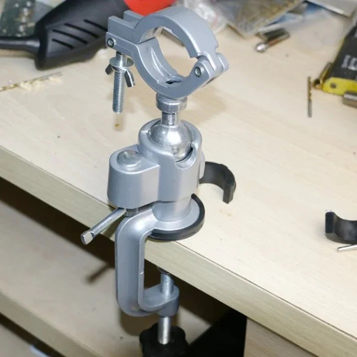 Dernier Jour -50% | BohrGrip™ Drehbare Zange für Bohrmaschinenhalterung